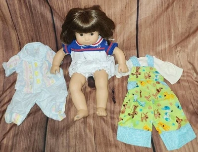 Muñeca gemela American Girl Bitty Baby niña morena cabello castaño y ojos - gran forma Foto 1 de 4