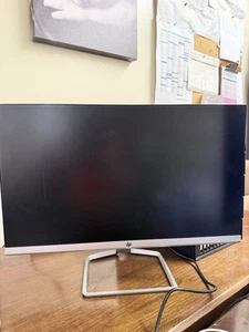 HP 24f 24" IPS LED Monitor - Picture 1 of 3