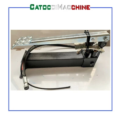 POMPA IDRAULICA A PEDALE PER PONTE SOLLEVATORE MOTO MADE IN ITALY - Immagine 1 di 4