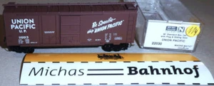 Union Pacific U.P. 110013 40´ St Boxcar Micro Trains Line 22030 N 1:160 Ä114 å - Bild 1 von 3