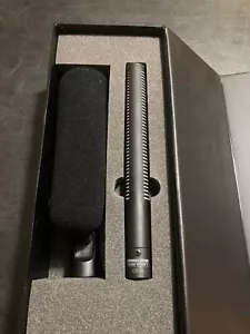 Sanken CS-1e Shotgun Microphone with Windscreen and original box - Picture 1 of 6
