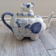 Ceramic Oriental Double Elephant Blue And White Tea Pot Teapot  DECORATIVE item