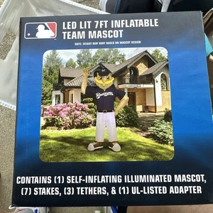 Mascota inflable Milwaukee Brewer Bernie Brewer 7' de alto MLB - Imagen 1 de 2
