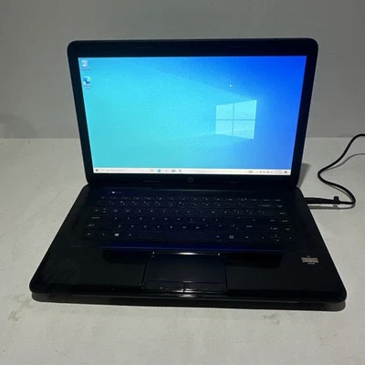Hp 2000 15" Laptop AMD E1 Vision 4gb 320gb HDD Windows 10 Home No P/S - Image 1 of 4