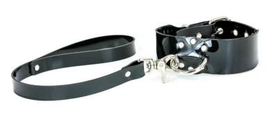 Cuello ancho de bondage con cierre de correa anillo en D PVC restricciones EE. UU. Hecho a mano Foto 1 de 3