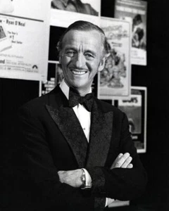 David Niven exudes debonair charm smiling 1970's portrait in tux 24x36 poster - Picture 1 of 1