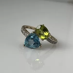ANELLO DONNA DUE PIETRE PERIDOTO E DIAMANTE TOPAZIO ORO 10K MISURA 7 - Foto 1 di 6