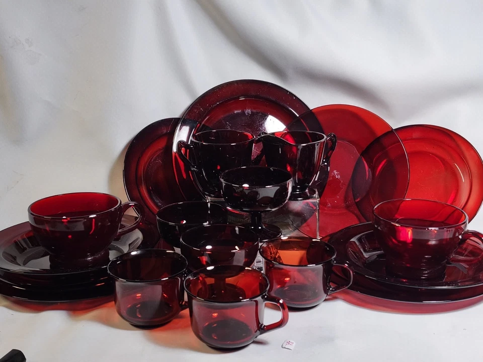 Juego de café rubí vintage 20 piezas tazas Durand/Sears platillos platos Sug & Cream Foto 1 de 4