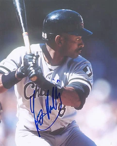 TONY PHILLIPS CHICAGO WHITE SOX ACTION SIGNED 8X10 - Picture 1 of 1