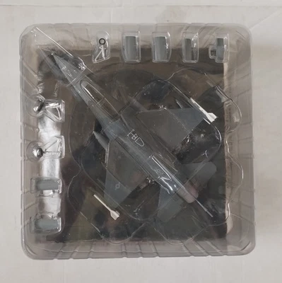 MODELO DE AVIÓN DE COMBATE DIECAST GENERAL DYNAMICS F-16B FALCON (EE. UU.) 1/72, ALTAYA Foto 1 de 4