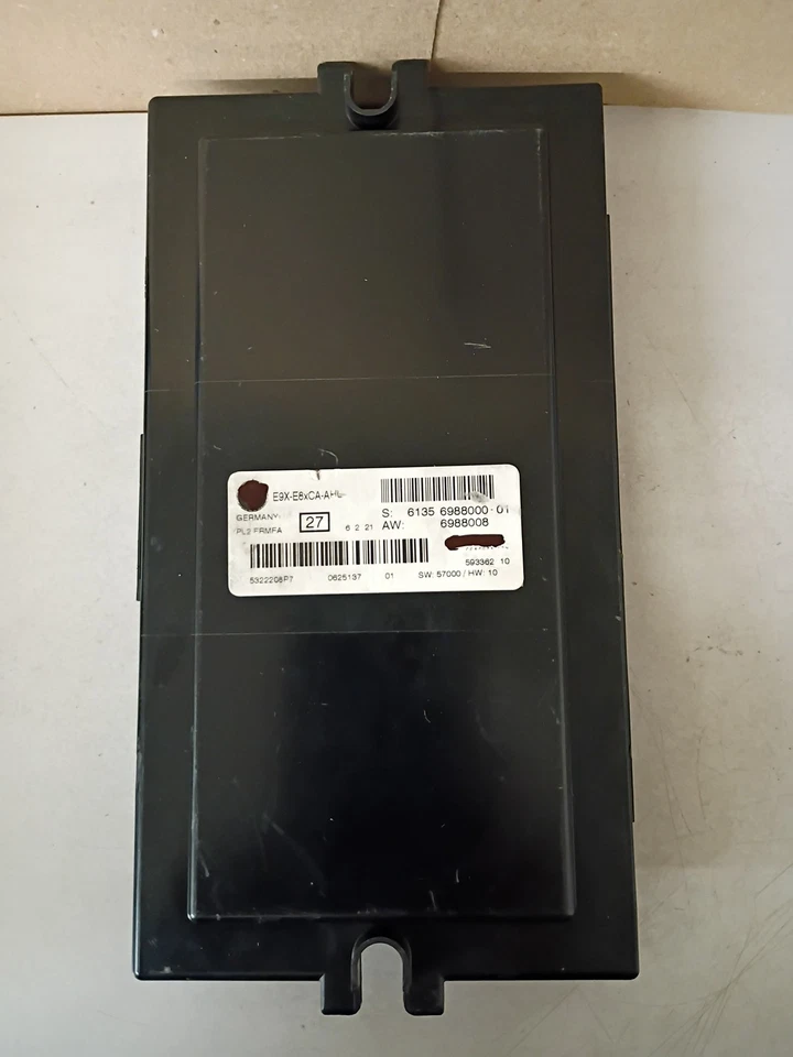 2006–2008 BMW 325i E90 FRMFA Footwell Light Control Module OEM 61356988000-01 - Image 1 of 4