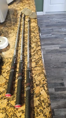 Juego de cuñas Nike VR Pro acabado crudo, varillas 52/56/60 S300 Foto 1 de 3