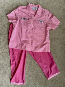 Blair Top Caprihosen Outfit 2-teiliges Set mittel zierlich rosa kariert bestickt Grannycore - Bild 1 von 14