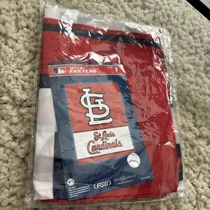 Banner nuovo in confezione St Louis Cardinals MLB bandiera FAN 36"" X 47"" spedizione gratuita - Foto 1 di 6