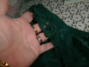 Vintage Victoria’s Secret Panties~ Hi-Cut~ Lace Trim~ Hunter Green~ Sz L/7 - Picture 1 of 4