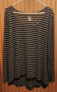 Neu ohne Etikett Just My Size gestreiftes Damentop mit Spitze Größe 2X - Bild 1 von 4