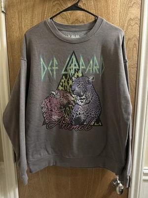 Def Leppard Graphic Crew Neck Long Sleeve Sweatshirt S/M Gray Oversized Rock - Image 1 of 4