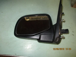 2002 2003 2004 2005 FORD EXPLORER LEFT DRIVER SIDE USED POWER NON-HEATED MIRROR - Picture 1 of 2