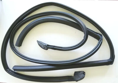 Новый 1977 до 1979 Lincoln Mark V крыши рельсы погодные полоски 1 пара - Изображение 1 из 4