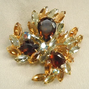 Vintage. 1950er BERNSTEINBRAUN AURORA BOREALIS STRASS WIRBEL BROSCHE/GROß 3" x 3" - Bild 1 von 8