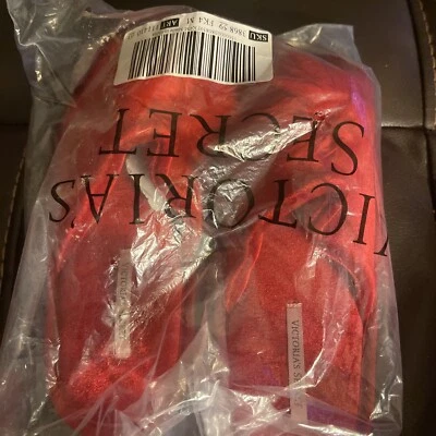 VICTORIA SECRET Fuzzy Pom Pom Spa Slippers Velvety Red Size M (7~8)  MSRP $29.99 - Image 1 of 3