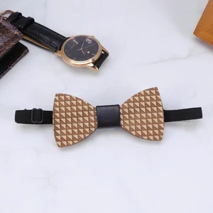 Collare in legno boho fiocco cravatta uomo uomo modello triangolo fiocco-nodo per matrimonio - Foto 1 di 11