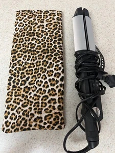 Flat Iron / Curling Iron Case/ Cover - Quilted Lining - Popular Leopard Print - Picture 1 of 1