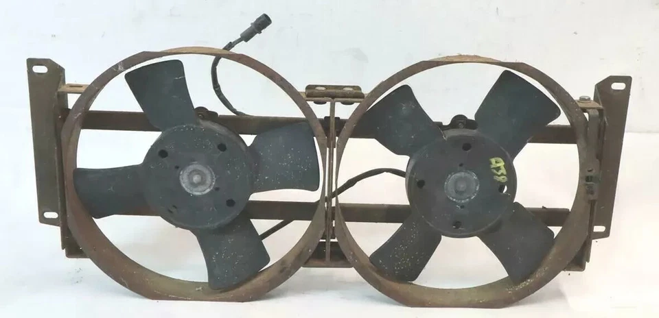 1994 年宾利 Turbo R 发动机散热器冷却双风扇组件原始设备制造商 — 第 1/4 张图片