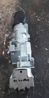 1471840 Bloqueo de dirección  FORD C-MAX (CB3) 1.6 TDCi (66Kw) Mnv 5p/d/1560cc - Imagen 1 de 4