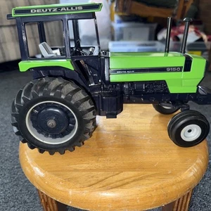 Ertl Deutz-Allis 9150 Tractor 1/16 Scale Die Cast - Picture 1 of 10