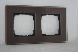 Gira Esprit 2-fach Rahmen Glas umbra "C" - Bild 1 von 1