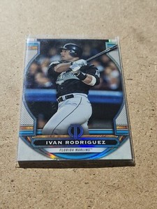 Topps Tribute Baseball 2023 - Ivan Rodriguez Base Legend 74