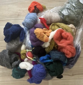 1.5 LB BAG Wool Roving Color Sampler, Wool Batts, Felting Wool - Picture 1 of 6