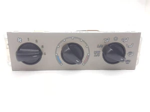 2002-2005 Ford OEM 3 Knob Climate Control A/C Heat Rear Defrost XL5H-19C733-BA - Picture 1 of 5