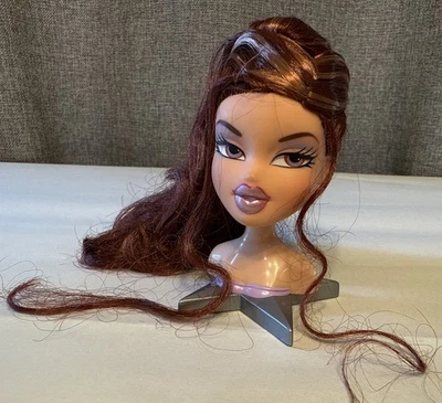 Bratz Head Gamez Meygan Doll Fashion Head 2001 - Image 1 of 4