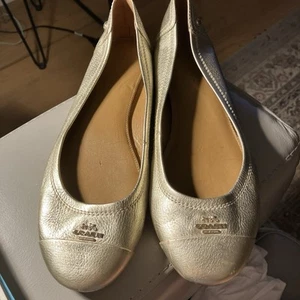 Scarpe slip on Coach argento oro pelle screpolata donna taglia 8 - Foto 1 di 7