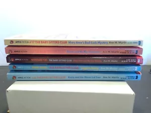 Group of 5 The Baby Sitters Club Paperback Books - Ann Martin - Imagen 1 de 5