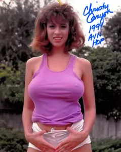 FOTO 8x10 firmada por Christy Canyon + 91 HOF ACTRIZ DE PELÍCULA PARA ADULTOS LEYENDA BECKETT BAS - Imagen 1 de 2