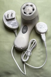 Original Sonic Facial and Body Cleansing, Exfoliating & Massaging Brush - Picture 1 of 1