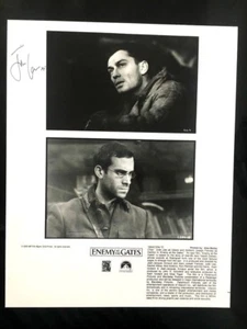 JUDE LAW hand signed ENEMY AT THE GATE Movie Photo 2001 FYC Promo + BECKETT COA - Picture 1 of 8