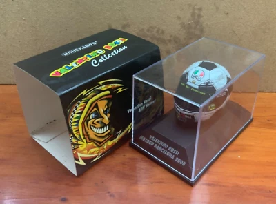 1:8 MINICHAMPS VALENTINO ROSSI HELMET MOTOGP BARCELONA 2008 397080086 ED26 - Image 1 of 4