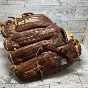 Wilson YAK Pro Soft Ecco Leather RHT 11 1/2" Baseball Glove Pitchers A1500BB1786 - Picture 1 of 19