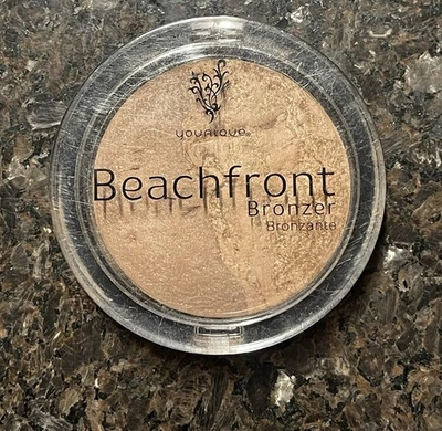 Bronceador Younique frente a la playa Malibu tamaño completo descontinuado Foto 1 de 4