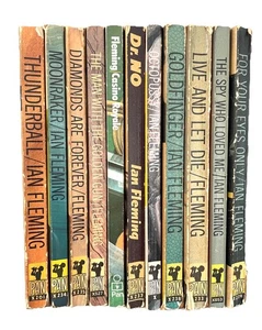 Ian Fleming James Bond Book Bundle Pan Books x 11 Vintage Incl 2 x 1st prints - Picture 1 of 3