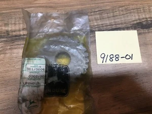 NUOVO VECCHIO STOCK OEM JOHN DEERE M70512 TECHUMSEH 840A TRANSAXLE 25T INGRANAGGIO SPUR    - Foto 1 di 2