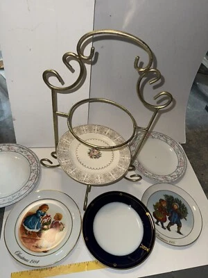 18 Inch  Metal 2 Tier Serving Tray Stand With Amazing Elegant 6 Plates - Image 1 of 4