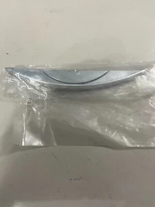 CARAVAN / MOTORHOME / BAILEY CUBOARD DOOR HANDLE - Picture 1 of 3