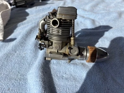 OS FS-48 Surpass Four Cycle RC Model Engine Estate encontrado não testado - Imagem 1 de 4