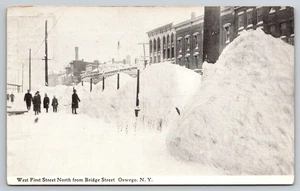 Snowy West First Street North von Bridge St, Oswego, New York 1910er Postkarte - Bild 1 von 2