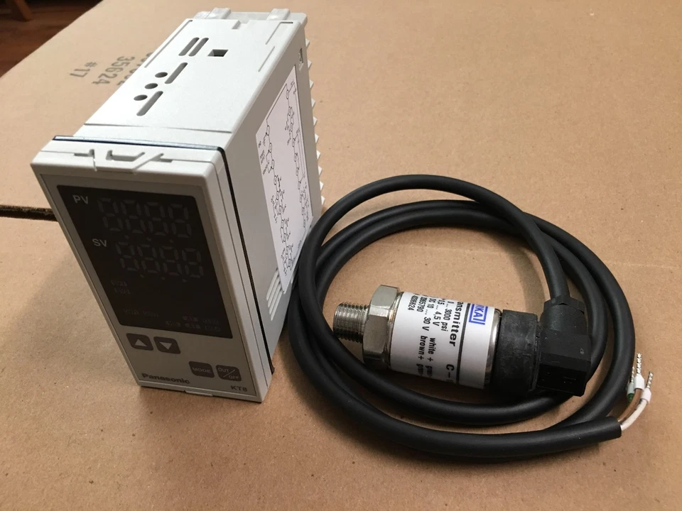 JUEGO DE CONTROLADOR DE PRESIÓN CON TRANSMISOR DE PRESIÓN WIKA 0-3000 PSI, GARANTÍA Foto 1 de 4